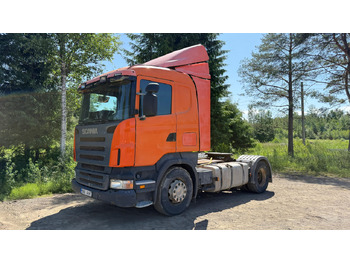 Влекач SCANIA P114