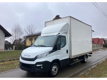 Лекотоварен автомобил фургон IVECO Daily 35c16