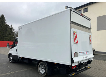 Лекотоварен автомобил фургон Iveco DAILY 35C16 kontener kurierka winda STAN PERFEKCYJNY: снимка 4
