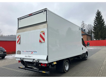 Лекотоварен автомобил фургон Iveco DAILY 35C16 kontener kurierka winda STAN PERFEKCYJNY: снимка 3