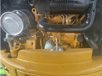 Мини багер CATERPILLAR 303E [ Copy ] [ Copy ] [ Copy ] [ Copy ] [ Copy ] [ Copy ] [ Copy ]: снимка 3