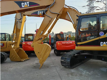 Верижен багер CATERPILLAR 320B