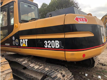 Верижен багер CATERPILLAR 320B