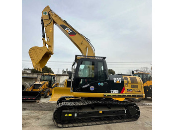 Верижен багер CATERPILLAR 320D2