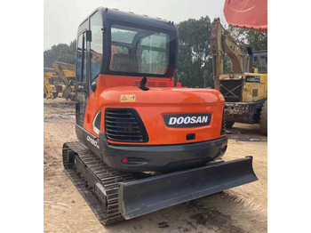 Верижен багер DOOSAN DX60
