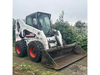 Мини челен товарач BOBCAT S300