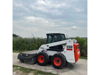Колесен товарач BOBCAT S185