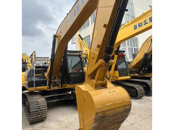 Верижен багер CATERPILLAR 320D