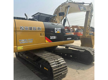 Верижен багер CATERPILLAR 320D