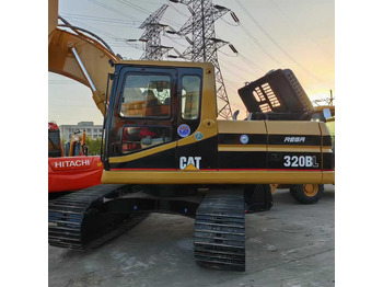 Багер CATERPILLAR
