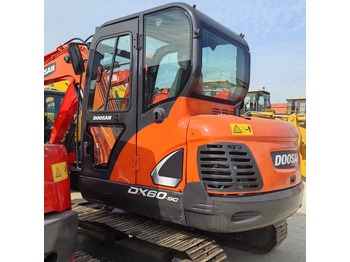 Мини багер DOOSAN DX60-9C