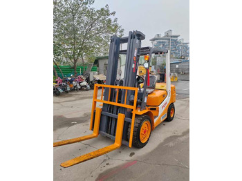 Мотокар Very Cheap Price 3 Tonne TCM Forklift  Run Performance TCM30 Forklift  for Sale: снимка 3