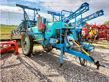 Прикачна пръскачка BERTHOUD