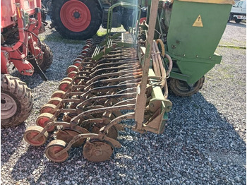 Прецизна сеялка Damax 5 MT: снимка 3 Прецизна сеялка Damax 5 MT: снимка 3