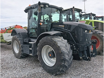 Трактор JCB Fastrac 4220