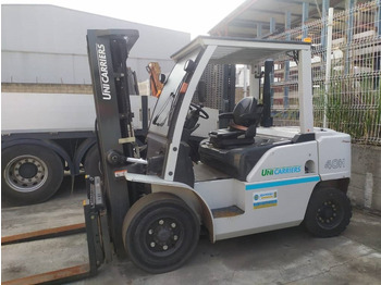 Дизелов мотокар UNICARRIERS