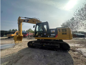 Верижен багер CATERPILLAR
