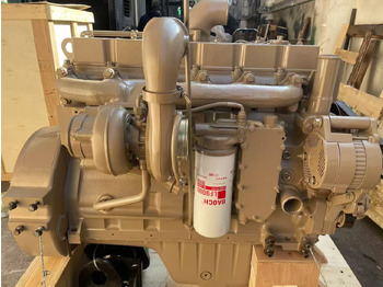 Двигател CUMMINS