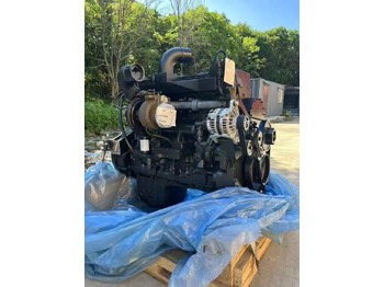 Двигател CUMMINS