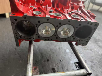 Цилиндров блок за Багер HINO J05E   11401-E0702: снимка 3 Цилиндров блок за Багер HINO J05E   11401-E0702: снимка 3