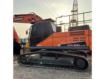Верижен багер DOOSAN DX300
