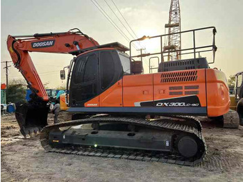 Верижен багер DOOSAN DX300