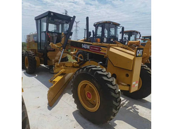 Багер CATERPILLAR 140M