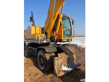 Верижен багер Used Korea Brand Original hyundai 210w-9 Wheel Excavator for Sale  Used hyundai Wheel Excavator: снимка 2