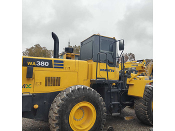 Колесен товарач KOMATSU WA380-3