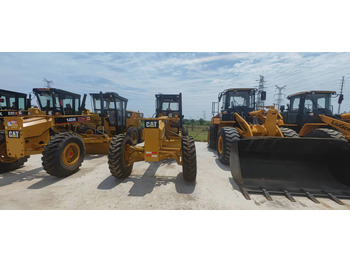 Грейдер CATERPILLAR 140M: снимка 4