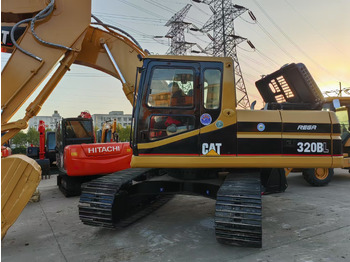 Верижен багер CATERPILLAR 320B