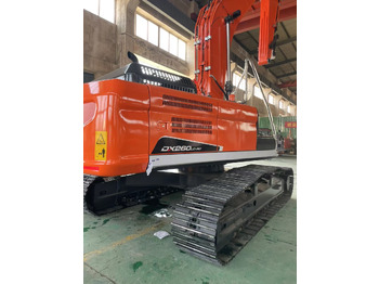 Верижен багер DOOSAN