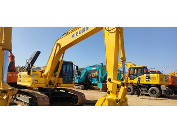 Верижен багер KOMATSU PC240-8: снимка 3