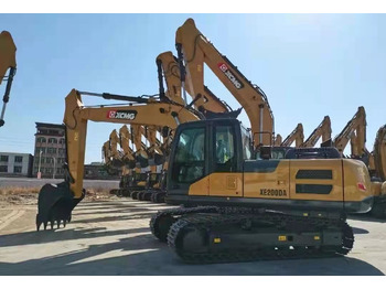 Верижен багер XCMG XE200DA