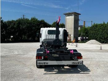 Нови Мултилифт с кука камион ISUZU P75 NUOVO SCARRABILE: снимка 4 Нови Мултилифт с кука камион ISUZU P75 NUOVO SCARRABILE: снимка 4