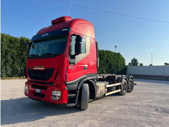 Мултилифт с кука камион IVECO Stralis 500