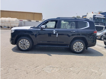 Лек автомобил TOYOTA Land Cruiser