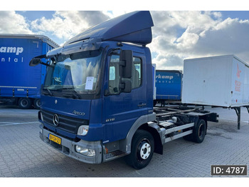 Контейнеровоз/ Сменна каросерия камион MERCEDES-BENZ Atego 816