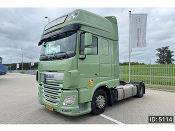 Влекач DAF XF 440