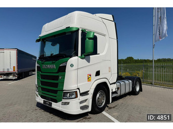 Влекач SCANIA R 450