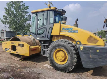 Строителна техника XCMG XS263J
