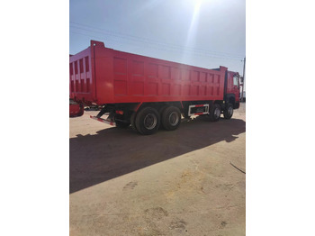 Самосвал камион HOWO 375 Dump Truck 8*4 Click Here for Discount: снимка 5