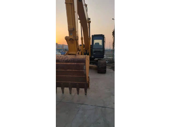 Колесен багер HYUNDAI R225LC-7: снимка 5