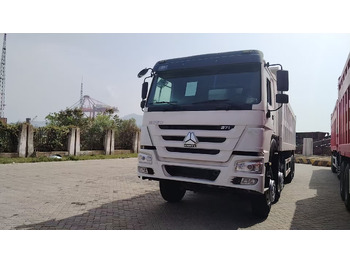 Самосвал камион SINOTRUK HOWO