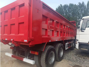Самосвал камион SINOTRUK HOWO 371: снимка 5