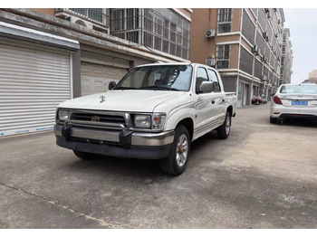 Самосвал камион TOYOTA Toyota Hilux Truck Click for Discount: снимка 3 Самосвал камион TOYOTA Toyota Hilux Truck Click for Discount: снимка 3