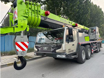 Кран ZOOMLION ZTC800V