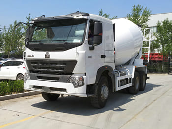 Нови Бетоновоз За превоз на цимент SINOTRUK Concrete Mixer Truck for Sale in Ghana: снимка 4