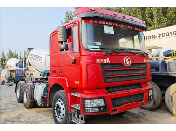 Влекач SHACMAN