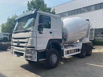 Камион SINOTRUK